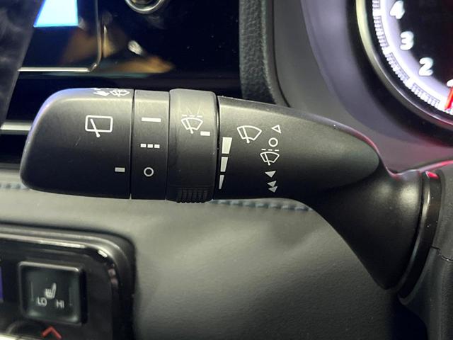 ヴォクシー S-Z 禁煙 快適利便パック 純正10型ナビ フリップダウン 全周囲カメラ レーダークルーズ セーフティセンス デジタルミラー 電動リアゲート シートヒーター ハーフレザー 三眼LED 純正17インチアルミ(37枚目)