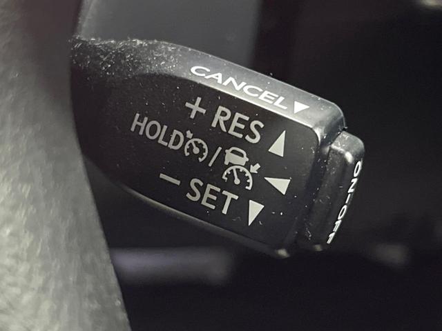 ランドクルーザープラド TX Lパッケージ マットブラックエディション 禁煙車 サンルーフ 純正ナビ 全周囲カメラ レーダークルーズ パワーシート ブラインドスポットモニター オートマチックハイビーム シートベンチレーション 黒革シート LEDヘッド 純正18インチアルミ(6枚目)