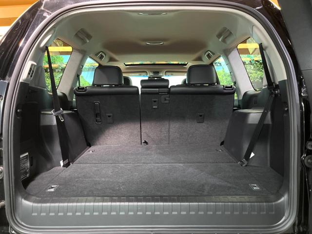 ランドクルーザープラド TX Lパッケージ マットブラックエディション 禁煙車 サンルーフ 純正ナビ 全周囲カメラ レーダークルーズ パワーシート ブラインドスポットモニター オートマチックハイビーム シートベンチレーション 黒革シート LEDヘッド 純正18インチアルミ(14枚目)