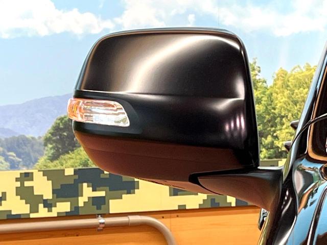ランドクルーザープラド TX Lパッケージ マットブラックエディション 禁煙車 サンルーフ 純正ナビ 全周囲カメラ レーダークルーズ パワーシート ブラインドスポットモニター オートマチックハイビーム シートベンチレーション 黒革シート LEDヘッド 純正18インチアルミ(27枚目)