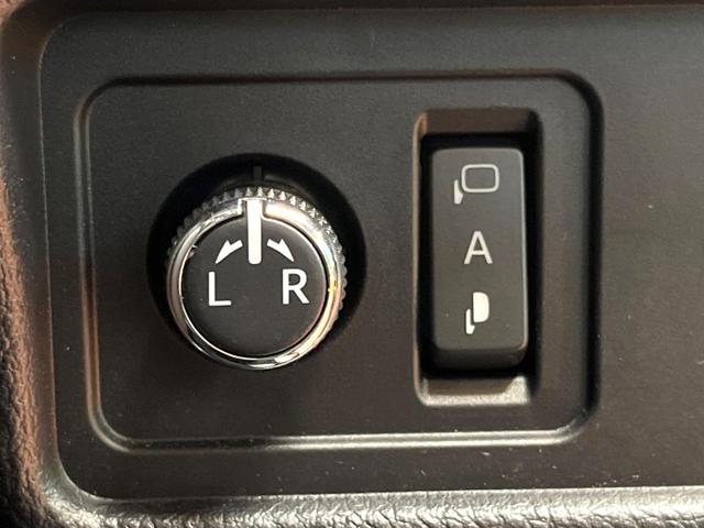 ランドクルーザープラド TX Lパッケージ マットブラックエディション 禁煙車 サンルーフ 純正ナビ 全周囲カメラ レーダークルーズ パワーシート ブラインドスポットモニター オートマチックハイビーム シートベンチレーション 黒革シート LEDヘッド 純正18インチアルミ(35枚目)