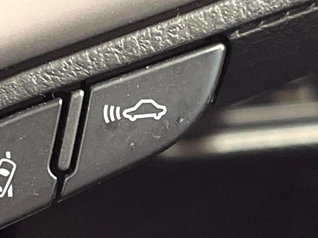 ランドクルーザープラド TX Lパッケージ マットブラックエディション 禁煙車 サンルーフ 純正ナビ 全周囲カメラ レーダークルーズ パワーシート ブラインドスポットモニター オートマチックハイビーム シートベンチレーション 黒革シート LEDヘッド 純正18インチアルミ(41枚目)