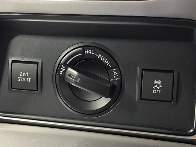 ランドクルーザープラド TX Lパッケージ マットブラックエディション 禁煙車 サンルーフ 純正ナビ 全周囲カメラ レーダークルーズ パワーシート ブラインドスポットモニター オートマチックハイビーム シートベンチレーション 黒革シート LEDヘッド 純正18インチアルミ(49枚目)