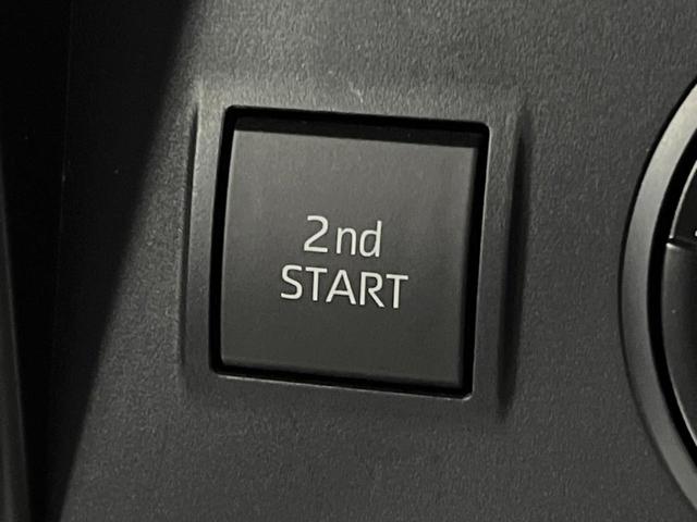 ランドクルーザープラド TX Lパッケージ マットブラックエディション 禁煙車 サンルーフ 純正ナビ 全周囲カメラ レーダークルーズ パワーシート ブラインドスポットモニター オートマチックハイビーム シートベンチレーション 黒革シート LEDヘッド 純正18インチアルミ(50枚目)