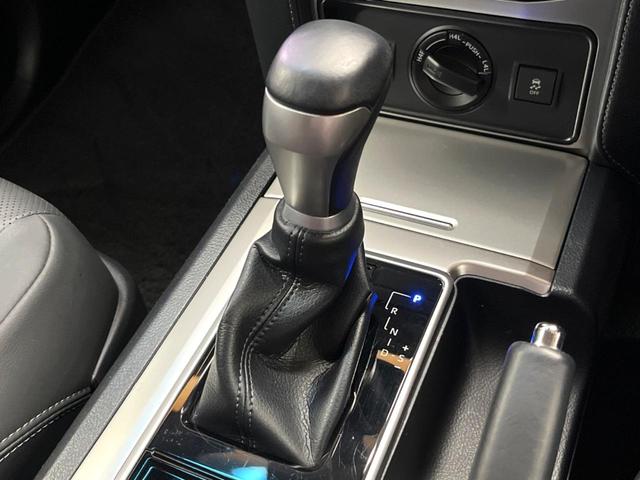 ランドクルーザープラド TX Lパッケージ マットブラックエディション 禁煙車 サンルーフ 純正ナビ 全周囲カメラ レーダークルーズ パワーシート ブラインドスポットモニター オートマチックハイビーム シートベンチレーション 黒革シート LEDヘッド 純正18インチアルミ(53枚目)