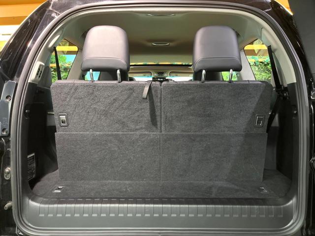 ランドクルーザープラド TX Lパッケージ マットブラックエディション 禁煙車 サンルーフ 純正ナビ 全周囲カメラ レーダークルーズ パワーシート ブラインドスポットモニター オートマチックハイビーム シートベンチレーション 黒革シート LEDヘッド 純正18インチアルミ(65枚目)