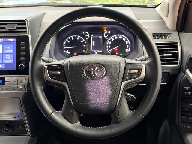 ランドクルーザープラド TX Lパッケージ マットブラックエディション 禁煙車 サンルーフ 純正ナビ 全周囲カメラ レーダークルーズ パワーシート ブラインドスポットモニター オートマチックハイビーム シートベンチレーション 黒革シート LEDヘッド 純正18インチアルミ(67枚目)