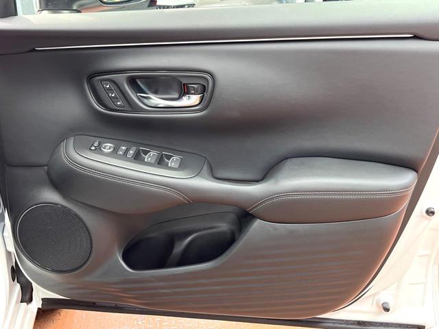 ZR-V Z 禁煙車 純正9型ナビ BOSEサウンド 全周囲カメラ レーダークルーズ ブラインドスポットモニター 電動リアゲート メモリーシート シートヒーター ステアリングヒーター LEDヘッド ETC(32枚目)