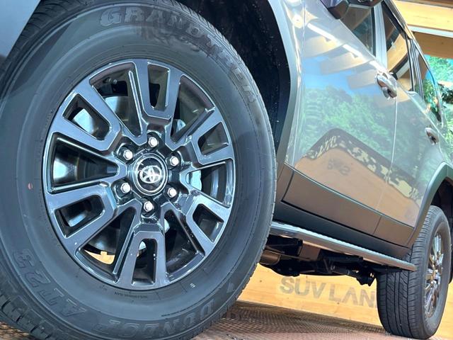 ランドクルーザー250 VX 禁煙車 7人乗り サンルーフ 純正12型ナビ 全周囲カメラ JBLサウンド デジタルインナーミラー ブラインドスポットモニター レーダークルーズ 電動リアゲート 黒側 シートベンチレーション ETC(16枚目)