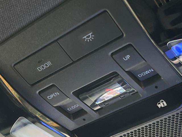 ランドクルーザー250 VX 禁煙車 7人乗り サンルーフ 純正12型ナビ 全周囲カメラ JBLサウンド デジタルインナーミラー ブラインドスポットモニター レーダークルーズ 電動リアゲート 黒側 シートベンチレーション ETC(59枚目)