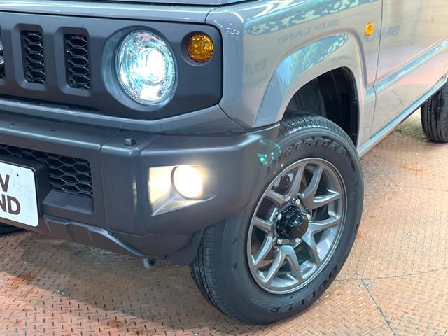 ジムニー ＸＣ　届出済未使用車　衝突軽減装置　クルコン　クリアランスソナー　オートハイビーム　シートヒーター　ダウンヒルアシスト　アイドリングストップ　電動格納ミラー　キーレス　スマートキー（13枚目）