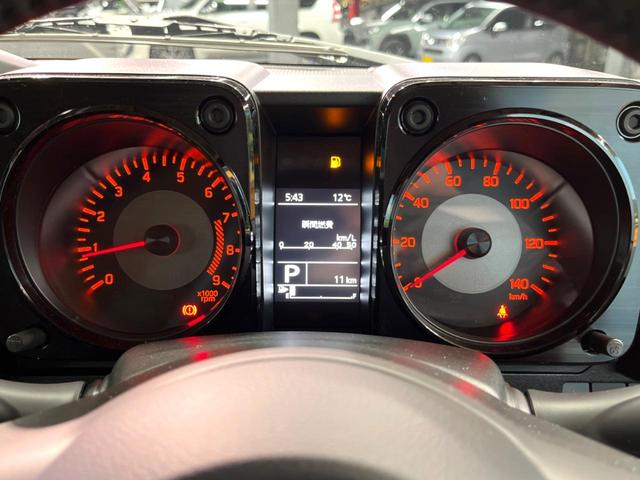 ジムニー ＸＣ　届出済未使用車　衝突軽減装置　クルコン　クリアランスソナー　オートハイビーム　シートヒーター　ダウンヒルアシスト　アイドリングストップ　電動格納ミラー　キーレス　スマートキー（35枚目）