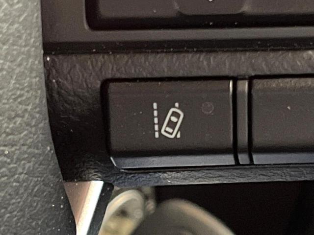 ランドクルーザー70 AX 禁煙車 9型ナビ バックカメラ 衝突軽減装置 ハーフレザーシート LEDヘッドライト デジタルミラー 車線逸脱警報 オートライト 16インチアルミ(6枚目)