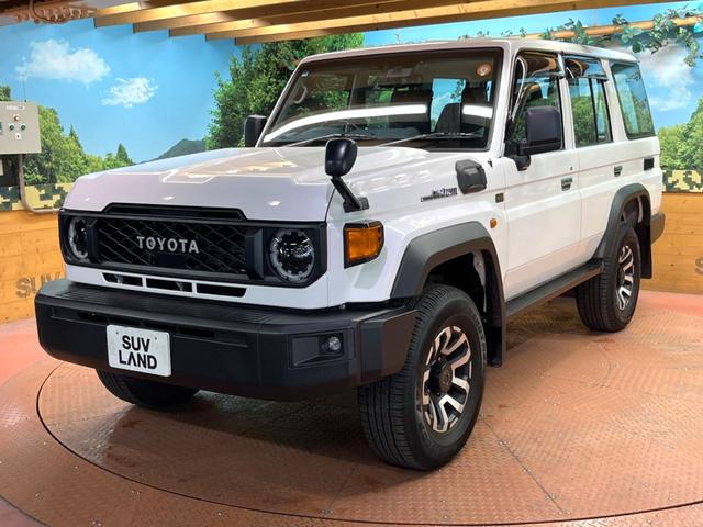 ランドクルーザー70 AX 禁煙車 9型ナビ バックカメラ 衝突軽減装置 ハーフレザーシート LEDヘッドライト デジタルミラー 車線逸脱警報 オートライト 16インチアルミ(16枚目)