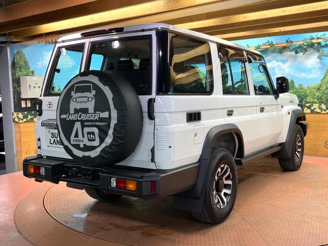 ランドクルーザー70 AX 禁煙車 9型ナビ バックカメラ 衝突軽減装置 ハーフレザーシート LEDヘッドライト デジタルミラー 車線逸脱警報 オートライト 16インチアルミ(17枚目)