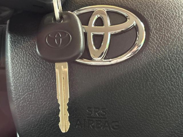 ランドクルーザー70 AX 禁煙車 9型ナビ バックカメラ 衝突軽減装置 ハーフレザーシート LEDヘッドライト デジタルミラー 車線逸脱警報 オートライト 16インチアルミ(41枚目)