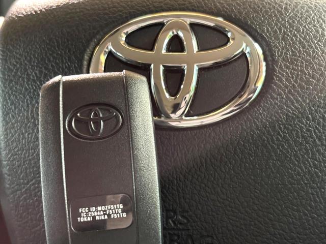 ランドクルーザー70 AX 禁煙車 9型ナビ バックカメラ 衝突軽減装置 ハーフレザーシート LEDヘッドライト デジタルミラー 車線逸脱警報 オートライト 16インチアルミ(42枚目)