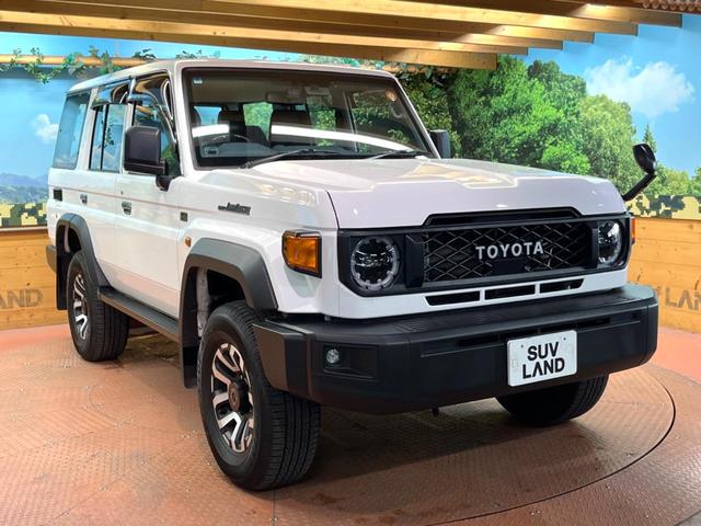 ランドクルーザー70 AX 禁煙車 9型ナビ バックカメラ 衝突軽減装置 ハーフレザーシート LEDヘッドライト デジタルミラー 車線逸脱警報 オートライト 16インチアルミ(53枚目)