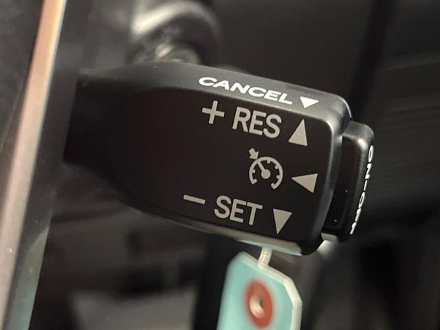 ランドクルーザー７０ ＡＸ　禁煙車　ＳＤナビフルセグ　衝突軽減装置　クルコン　レーンキープ　横滑り防止装置　ダウンヒルアシスト　ＬＥＤヘッド＆フォグ　プライバシーガラス　バックカメラ　Ｂｌｕｅｔｏｏｔｈ　ＥＴＣ（5枚目）