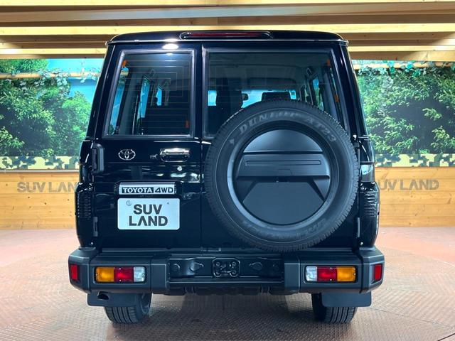 ランドクルーザー７０ ＡＸ　禁煙車　ＳＤナビフルセグ　衝突軽減装置　クルコン　レーンキープ　横滑り防止装置　ダウンヒルアシスト　ＬＥＤヘッド＆フォグ　プライバシーガラス　バックカメラ　Ｂｌｕｅｔｏｏｔｈ　ＥＴＣ（16枚目）