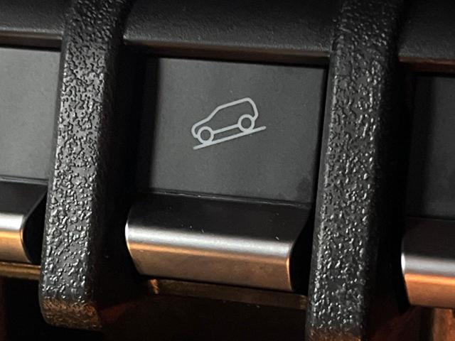 ジムニーシエラ JC 禁煙 ディスプレイオーディオ セーフティサポート クルコン シートヒーター LEDヘッド オートライト フォグランプ ダウンヒルアシスト アイドリングストップ 純正15アルミ ETC スマートキー(9枚目)