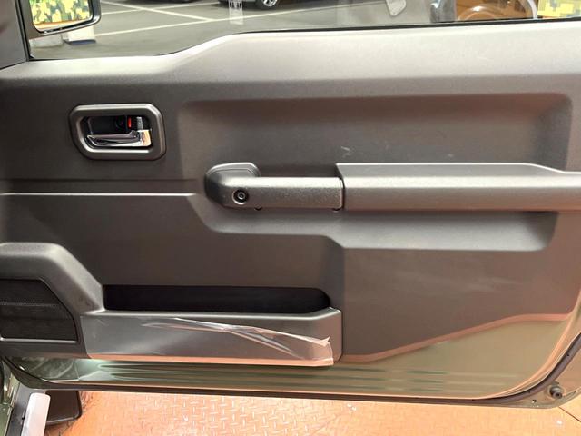 ジムニーシエラ JC 禁煙 ディスプレイオーディオ セーフティサポート クルコン シートヒーター LEDヘッド オートライト フォグランプ ダウンヒルアシスト アイドリングストップ 純正15アルミ ETC スマートキー(25枚目)