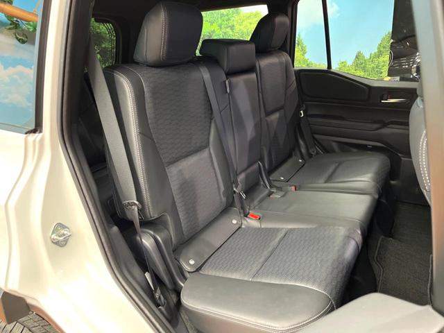 ランドクルーザー250 VX サンルーフ 12型ナビ 全周囲カメラ レーダークルーズ ブラインドスポットモニター デジタルミラー 丸目LEDヘッド 本革 ベンチレーション メモリーシート ステアリングヒーター パワーバックドア(13枚目)