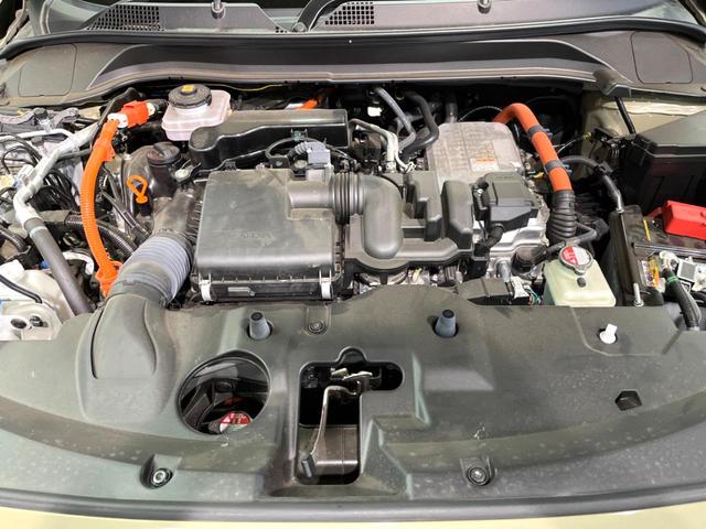ヴェゼル e:HEV Z 禁煙車 純正SDナビ バックカメラ 衝突軽減装置 レーダークルーズ 電動リアゲート ハーフレザー シートヒーター LEDヘッド ブラインドスポットモニター 純正18インチアルミ(18枚目)