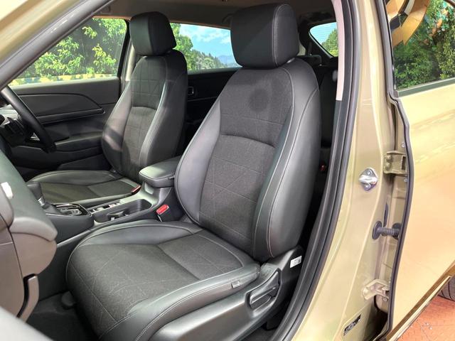 ヴェゼル e:HEV Z 禁煙車 純正SDナビ バックカメラ 衝突軽減装置 レーダークルーズ 電動リアゲート ハーフレザー シートヒーター LEDヘッド ブラインドスポットモニター 純正18インチアルミ(23枚目)