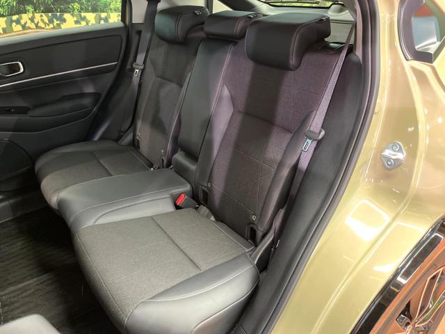 ヴェゼル e:HEV Z 禁煙車 純正SDナビ バックカメラ 衝突軽減装置 レーダークルーズ 電動リアゲート ハーフレザー シートヒーター LEDヘッド ブラインドスポットモニター 純正18インチアルミ(24枚目)