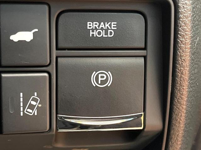 オデッセイハイブリッド e:HEVアブソルート・EX 禁煙 フリップダウン 10型ナビ 全周囲カメラ レーダークルーズ 両側電動スライドドア ブラインドスポットモニター シートヒーター パワーバックドア LEDヘッド&フォグ 純正18インチアルミ ETC(40枚目)