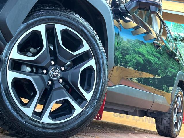 RAV4 アドベンチャー 禁煙 TRDルーフラック TRDバンパーガーニッシュ 9型ナビ バックカメラ レーダークルーズ 電動リアゲート LEDヘッド オートハイビーム パワーシート 純正19インチアルミ ETC(13枚目)