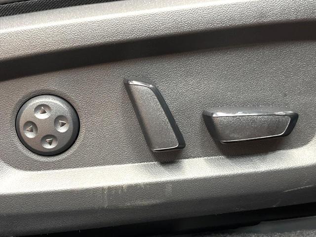 アウトランダーＰＨＥＶ Ｐ　サンルーフ　ＢＯＳＥサウンド　メーカーナビ　全周囲カメラ　マイパイロット　ブラインドスポットモニター　パワーバックドア　メモリーシート　革シート　ＬＥＤヘッド　純正２０インチアルミ　パドルシフト（38枚目）