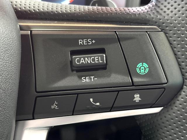 アウトランダーＰＨＥＶ Ｐ　サンルーフ　ＢＯＳＥサウンド　メーカーナビ　全周囲カメラ　マイパイロット　ブラインドスポットモニター　パワーバックドア　メモリーシート　革シート　ＬＥＤヘッド　純正２０インチアルミ　パドルシフト（41枚目）