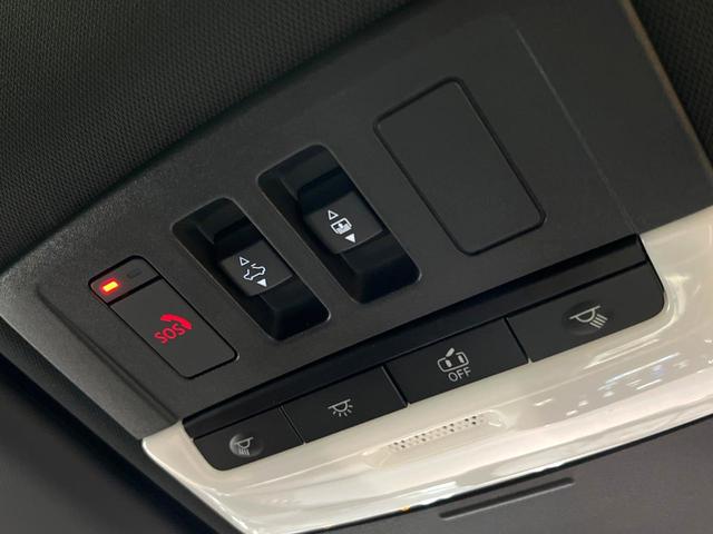 アウトランダーＰＨＥＶ Ｐ　サンルーフ　ＢＯＳＥサウンド　メーカーナビ　全周囲カメラ　マイパイロット　ブラインドスポットモニター　パワーバックドア　メモリーシート　革シート　ＬＥＤヘッド　純正２０インチアルミ　パドルシフト（57枚目）