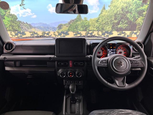 ジムニー ＸＣ　届出済未使用車　クルコン　シートヒーター　ダウンヒルアシスト　ＬＥＤヘッド＆フォグ　純正１６インチアルミ　横滑り防止装置　アイドリングストップ　スマートキー　オートライト　オートエアコン（2枚目）