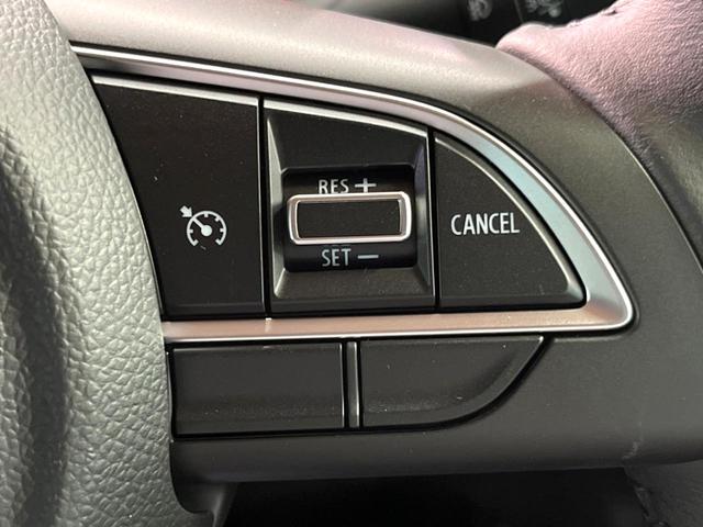 ジムニー ＸＣ　届出済未使用車　クルコン　シートヒーター　ダウンヒルアシスト　ＬＥＤヘッド＆フォグ　純正１６インチアルミ　横滑り防止装置　アイドリングストップ　スマートキー　オートライト　オートエアコン（3枚目）