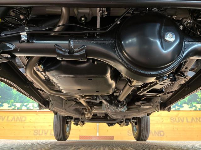 ジムニー ＸＣ　届出済未使用車　クルコン　シートヒーター　ダウンヒルアシスト　ＬＥＤヘッド＆フォグ　純正１６インチアルミ　横滑り防止装置　アイドリングストップ　スマートキー　オートライト　オートエアコン（20枚目）