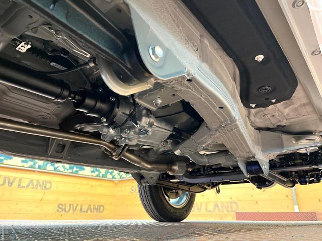 ジムニー ＸＣ　届出済未使用車　クルコン　シートヒーター　ダウンヒルアシスト　ＬＥＤヘッド＆フォグ　純正１６インチアルミ　横滑り防止装置　アイドリングストップ　スマートキー　オートライト　オートエアコン（57枚目）