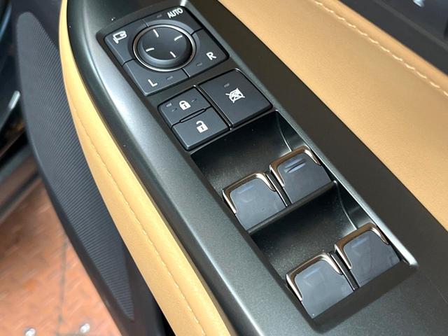 ＮＸ ＮＸ３５０ｈ　バージョンＬ　１４インチナビ　全周囲カメラ　レーダークルーズコントロール　ブラインドスポットモニター　パワーバックドア　ベンチレーション　メモリーシート　ステアリングヒーター　ＬＥＤヘッドライト　純正２０インチＡＷ（27枚目）