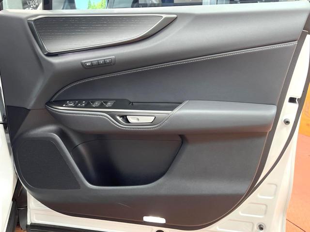 ＮＸ ＮＸ３５０ｈ　バージョンＬ　１４型ナビ　全周囲カメラ　レーダークルーズ　ブラインドスポットモニター　パワーバックドア　ベンチレーション　ＥＴＣ　革シート　メモリーシート　オートハイビーム　ＬＥＤヘッド　純正２０インチアルミ（32枚目）