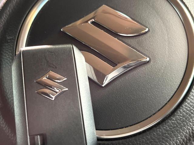 ジムニーノマド ＦＣ　セーフティサポート　レーダークルーズ　シートヒーター　ダウンヒルアシスト　横滑り防止装置　ＬＥＤヘッド＆フォグ　純正１５インチアルミ　オートエアコン　オートライト　ＥＴＣ　スマートキー（9枚目）