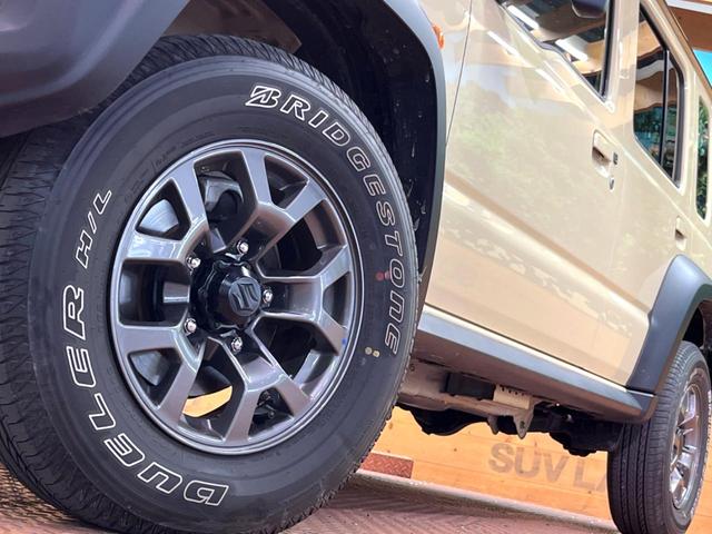 ジムニーノマド ＦＣ　セーフティサポート　レーダークルーズ　シートヒーター　ダウンヒルアシスト　横滑り防止装置　ＬＥＤヘッド＆フォグ　純正１５インチアルミ　オートエアコン　オートライト　ＥＴＣ　スマートキー（15枚目）