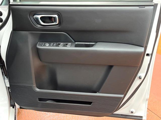 ステップワゴン e:HEVスパーダ 禁煙車 純正10型ナビ バックカメラ 両側電動スライドドア レーダークルーズ ホンダセンシング ブラインドスポットモニター パワーバックドア ハーフレザー シートヒーター LEDヘッド&フォグ ETC(34枚目)