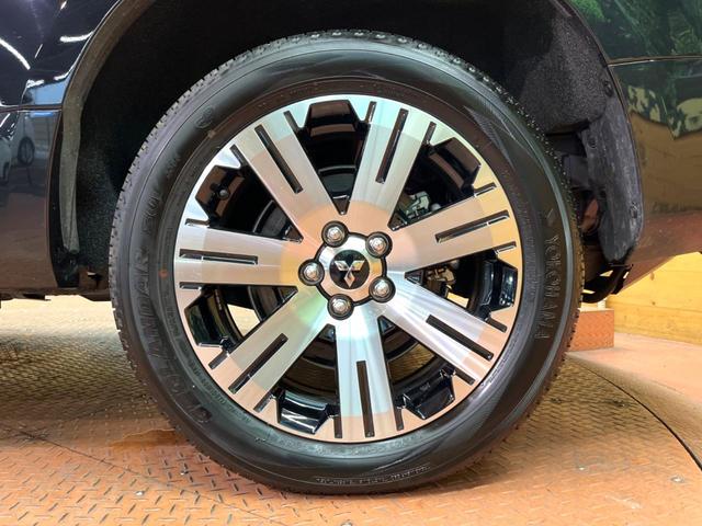 デリカD:5 G パワーパッケージ 禁煙 フリップダウン BIG-X11型ナビ 全周囲カメラ レーダークルーズ 両側電動スライドドア シートヒーター 黒革 シートヒーター パワーシート ステアリングヒーター LEDヘッド&フォグ ETC(29枚目)