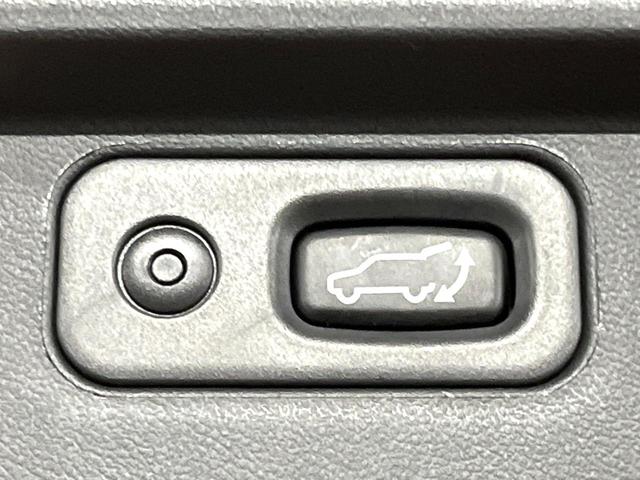 デリカD:5 G パワーパッケージ 禁煙 フリップダウン BIG-X11型ナビ 全周囲カメラ レーダークルーズ 両側電動スライドドア シートヒーター 黒革 シートヒーター パワーシート ステアリングヒーター LEDヘッド&フォグ ETC(62枚目)