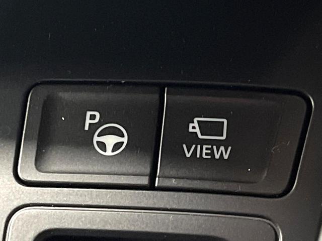 ヴォクシー ハイブリッドS-Z 禁煙車 両側電動スライド 10型ナビ 全周囲カメラ 衝突軽減装置 レーダークルーズ ハーフレザー シートヒーター コーナーセンサー レーンキープ 三眼LEDヘッド パーキングアシスト デジタルミラー(7枚目)