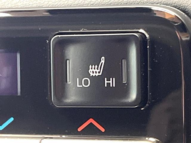 ヴォクシー ハイブリッドS-Z 禁煙車 両側電動スライド 10型ナビ 全周囲カメラ 衝突軽減装置 レーダークルーズ ハーフレザー シートヒーター コーナーセンサー レーンキープ 三眼LEDヘッド パーキングアシスト デジタルミラー(8枚目)