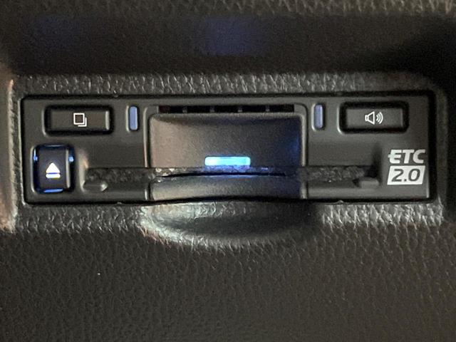 ヴォクシー ハイブリッドS-Z 禁煙車 両側電動スライド 10型ナビ 全周囲カメラ 衝突軽減装置 レーダークルーズ ハーフレザー シートヒーター コーナーセンサー レーンキープ 三眼LEDヘッド パーキングアシスト デジタルミラー(37枚目)