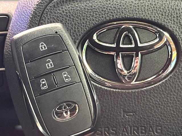 ヴォクシー ハイブリッドS-Z 禁煙車 両側電動スライド 10型ナビ 全周囲カメラ 衝突軽減装置 レーダークルーズ ハーフレザー シートヒーター コーナーセンサー レーンキープ 三眼LEDヘッド パーキングアシスト デジタルミラー(38枚目)
